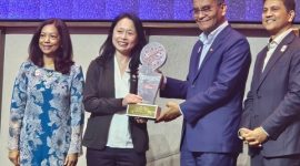 Dari kiri ke kanan: Yang Berbahagia Dato' Sri Suriani binti Dato' Ahmad, Sekretaris Jenderal Kementerian Kesehatan Malaysia; Lim Kooi Ling, CEO Island Hospital; Yang Berhormat Datuk Seri Dr Dzulkefly Ahmad, Menteri Kesehatan Malaysia; dan Suriaghandi Suppiah, CEO Malaysia Healthcare Travel Council.